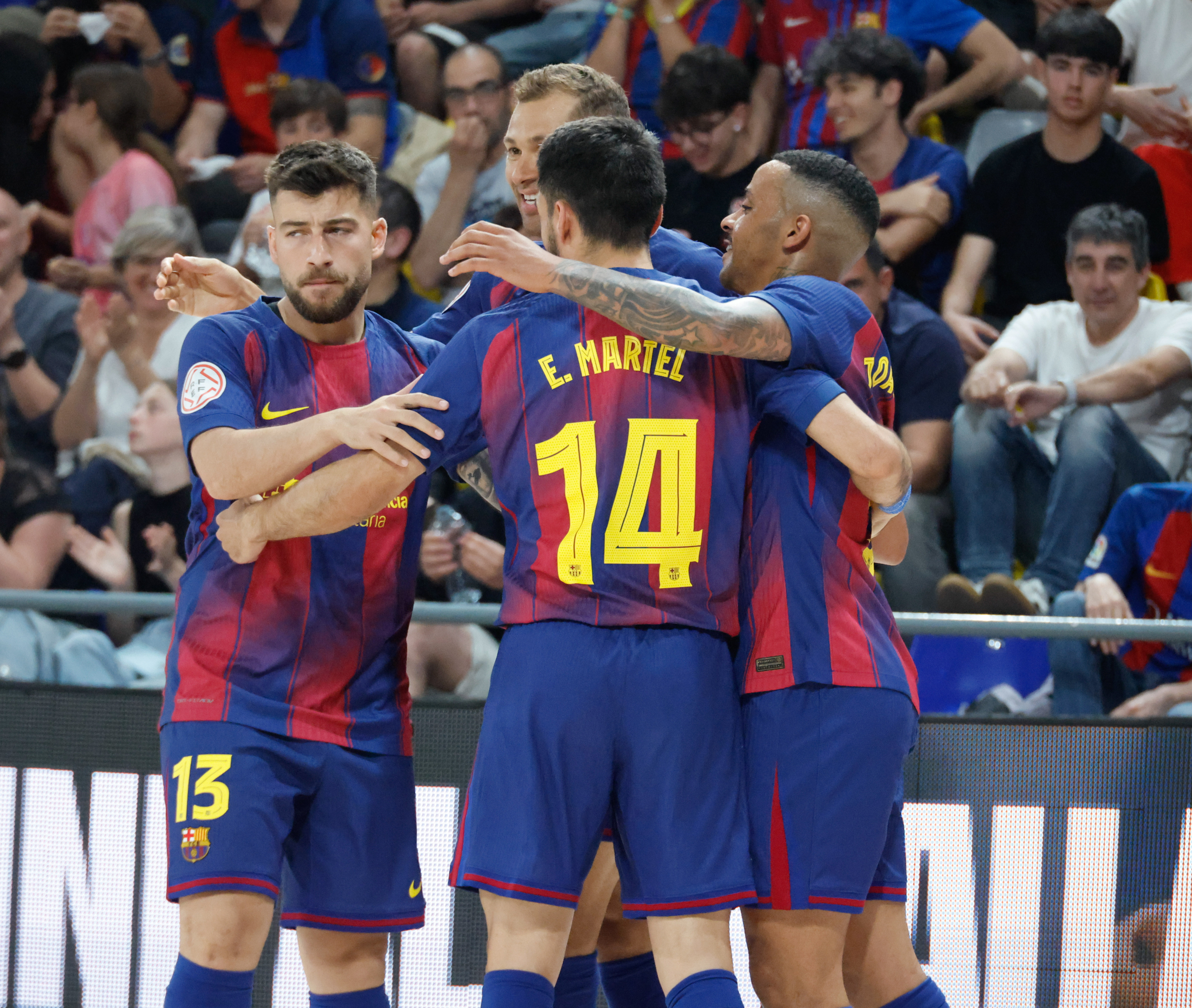 ¡El Palau Ruge! Barça Inicia la Defensa del Trono Liguero Ante un Valdepeñas con el Agua al Cuello