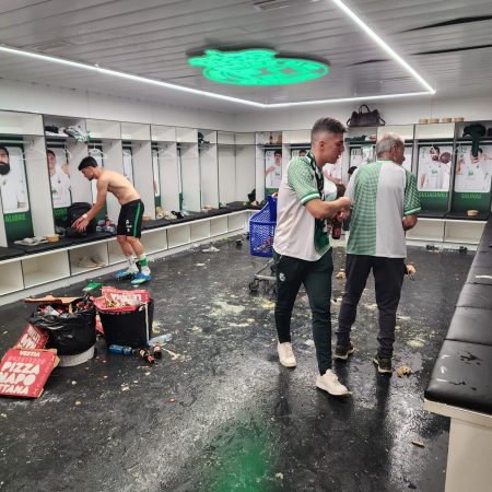 ¡El Racing Vuelve a La Élite! Fiesta Desenfrenada Tras El Ascenso Histórico