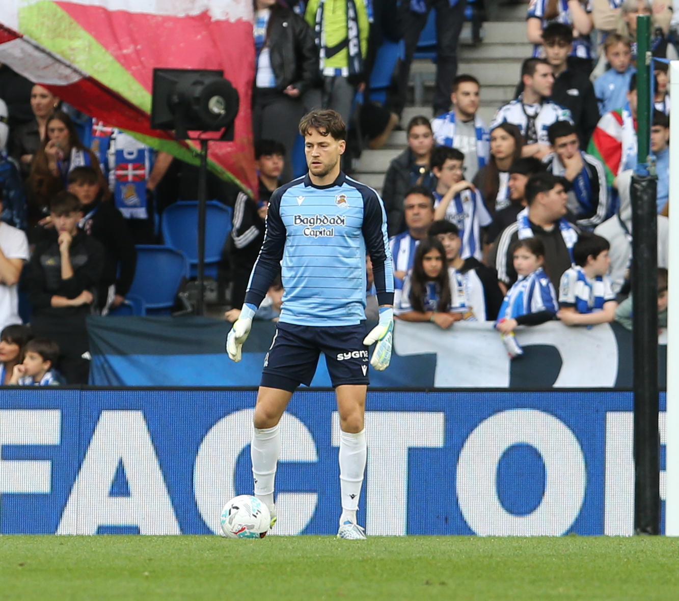 Remiro, el portero que ilusiona al Camp Nou: 