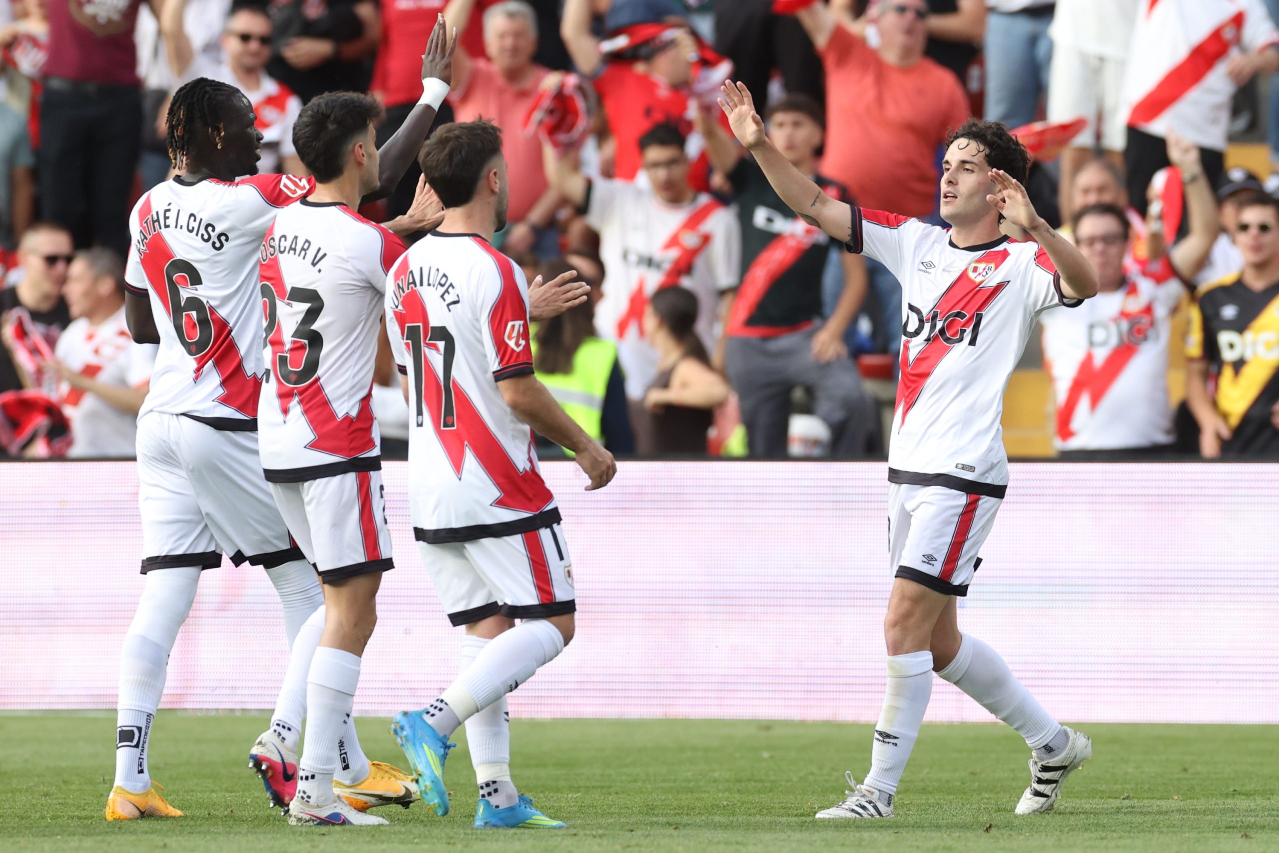 ¡El Rayo Vallecano a la Conquista de Europa: Final Histórica en Leipzig!
