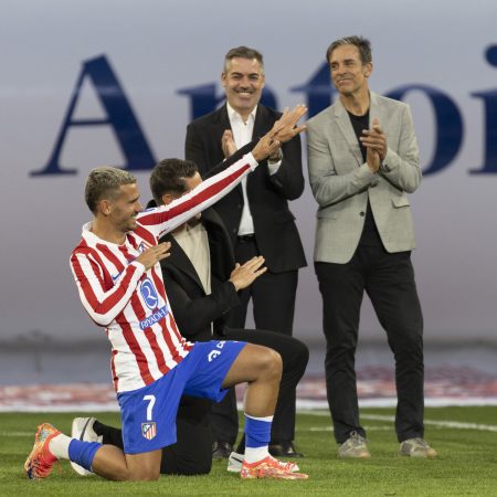 El Metropolitano Rinde Homenaje: Torres y Griezmann, un Adiós Lleno de Emoción