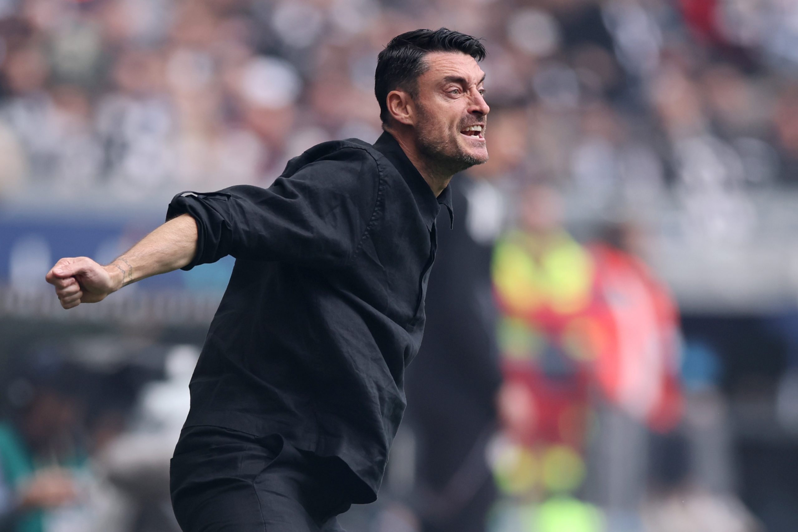 ¡Adiós a Riera! El Eintracht Frankfurt rompe su vínculo con el técnico balear tras una corta y convulsa etapa