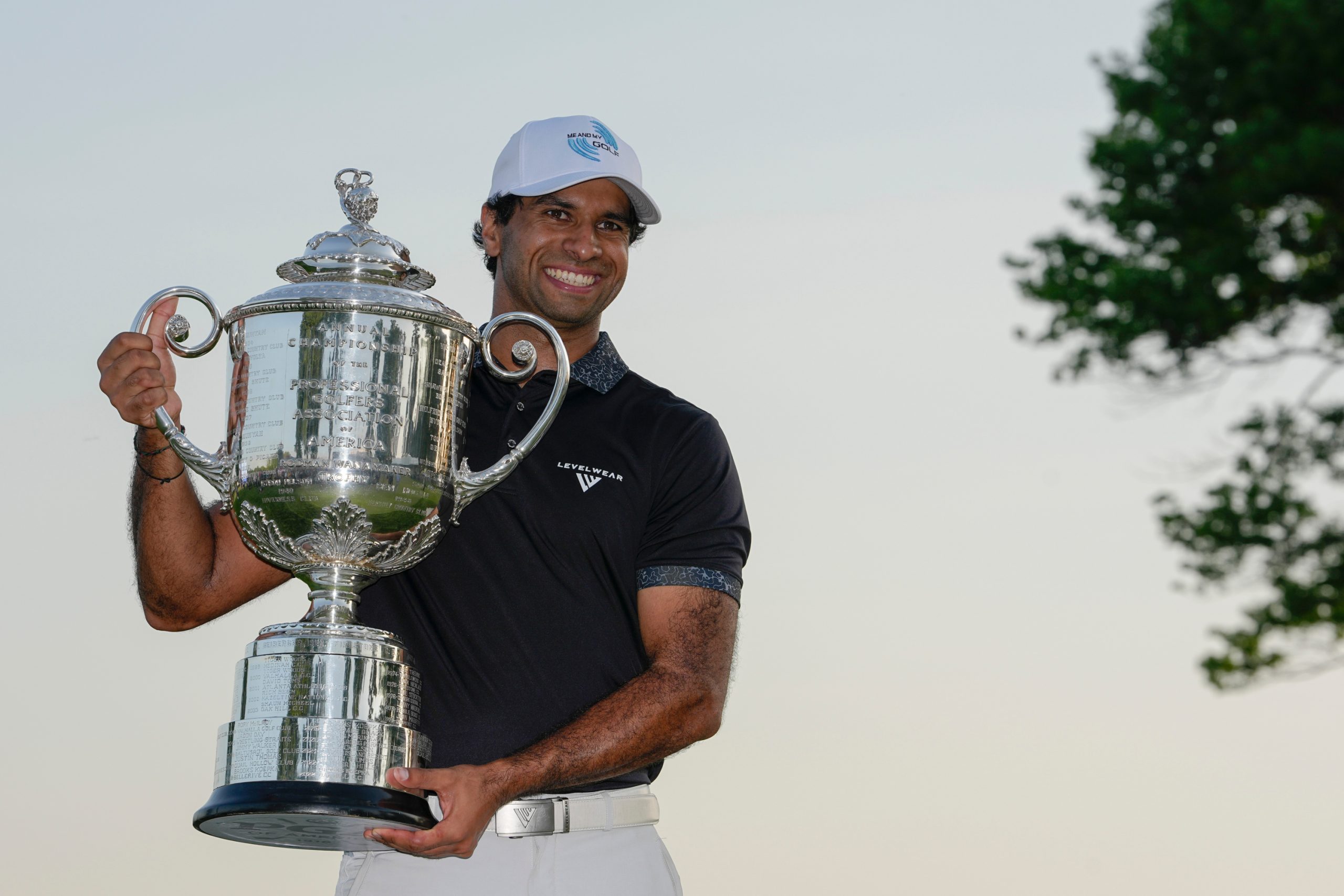 Aaron Rai: Del Hockey a la Cima del Golf Mundial, el Británico Conquista el PGA Championship