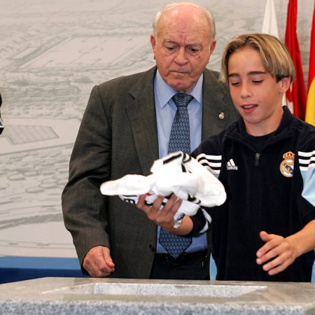 El Adiós de una Leyenda Blanca: Carvajal Cuelga las Botas con el Real Madrid Tras 450 Partidos de Gloria