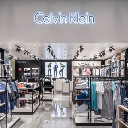 Calvin Klein: El Icono de la Moda Íntima y Casual que Conquista el Verano 2026 con Descuentos Irresistibles