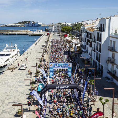 ¡Ibiza se Prepara para su Décimo Aniversario Running! Las Inscripciones para el Maratón 2027 Ya Están Abiertas