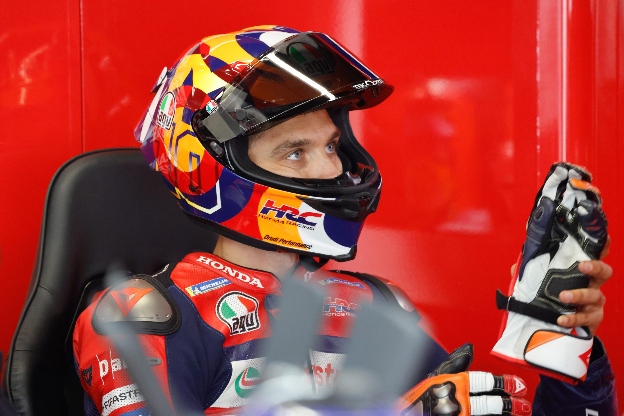 MotoGP: El Paddock en Vilo por las Últimas Plazas de 2027