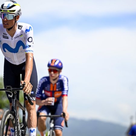¡Giro de Italia: Enric Mas y Movistar Team Resurgen de las Cenizas en una Etapa Sorpresa!