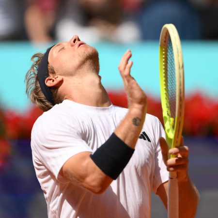 ¡Resurrección Épica en París! Davidovich Remonta un Partido Agónico y Avanza en Roland Garros