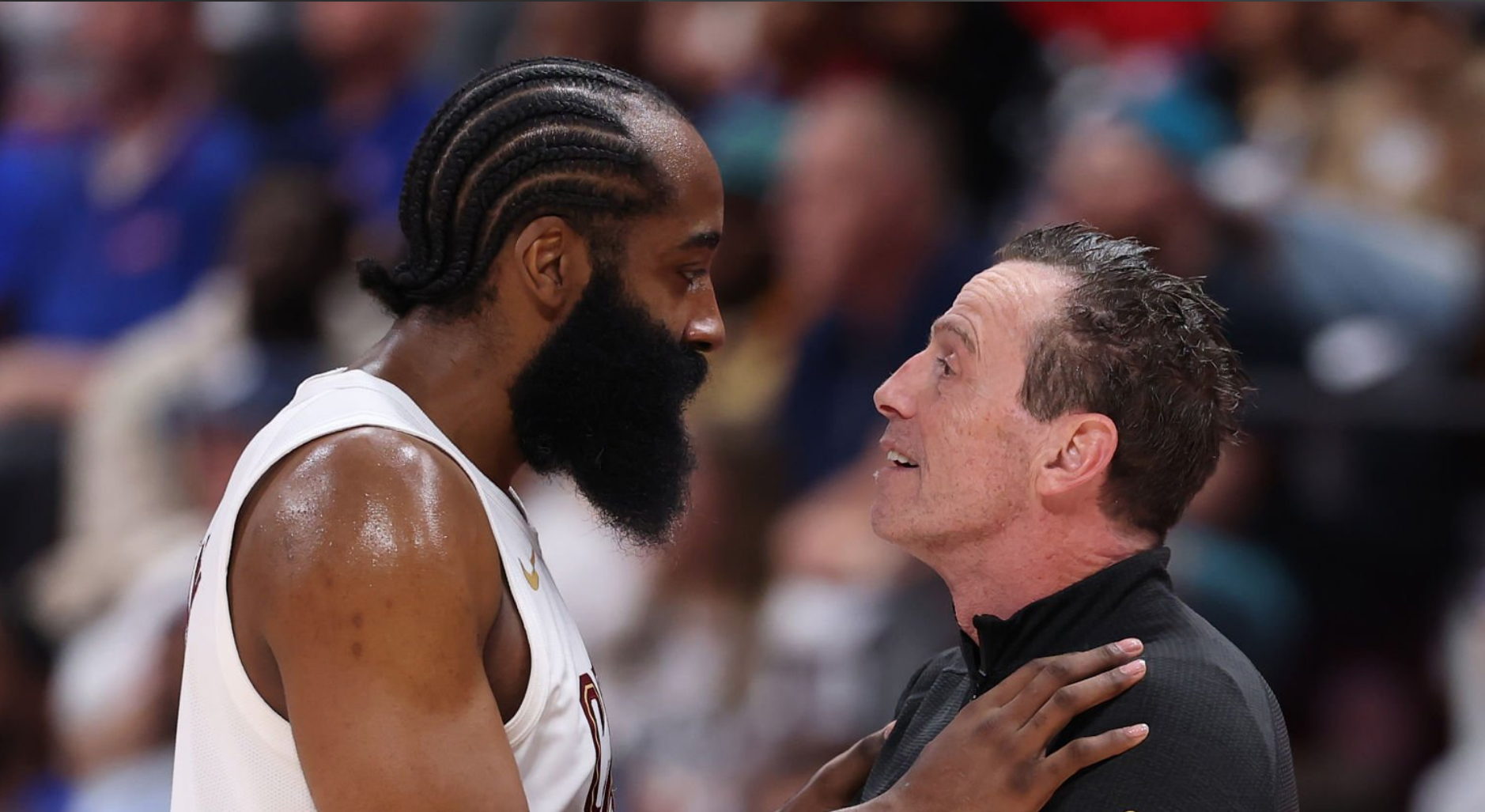 ¡El Descalabro de los Cavaliers: Harden y Atkinson en el Ojo del Huracán!