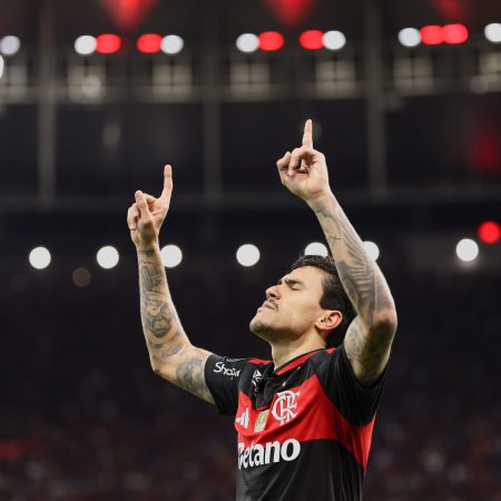 ¡Flamengo se asegura un puesto en octavos de la Libertadores! Pedro, el héroe en un Maracaná vibrante