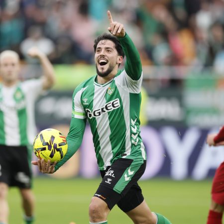 Betis Desafía el Verano: El Trofeo Colombino Marca el Inicio de una Pretemporada de Alto Voltaje