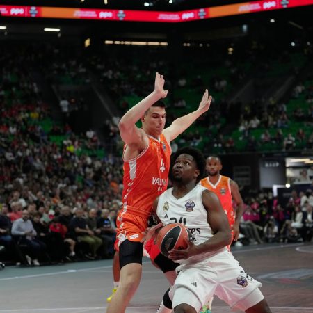 ¡El Real Madrid se impone en un duelo de titanes y luchará por su undécima corona continental!