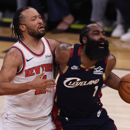 Los Knicks ganan en Cleveland y acarician sus primeras Finales de la NBA desde 1999