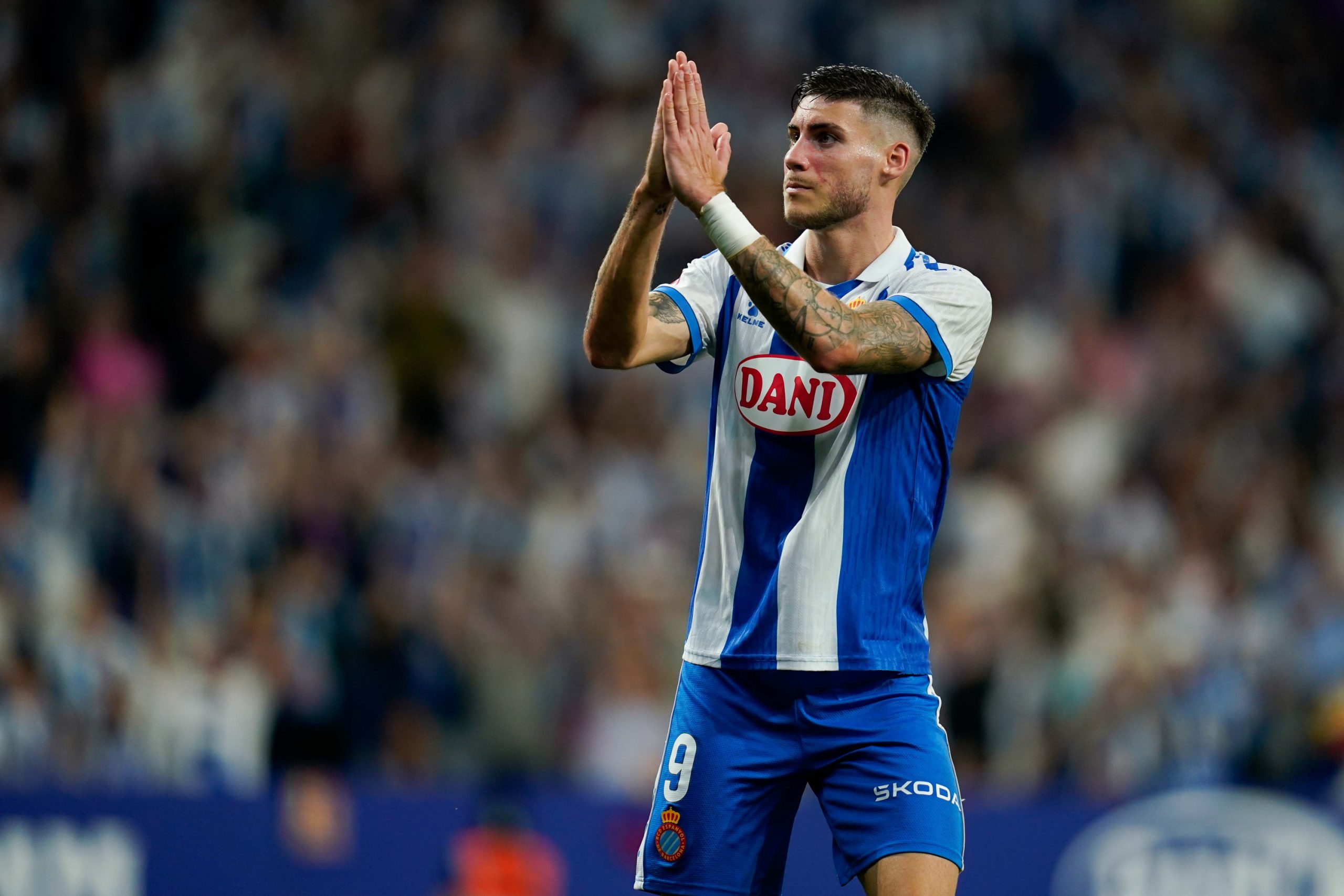 El Perdón de Roberto: Un Gesto de Autocrítica que Marca el Futuro del RCD Espanyol