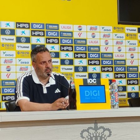 El Zaragoza se hunde: Descenso a Primera RFEF tras un empate amargo en el Gran Canaria