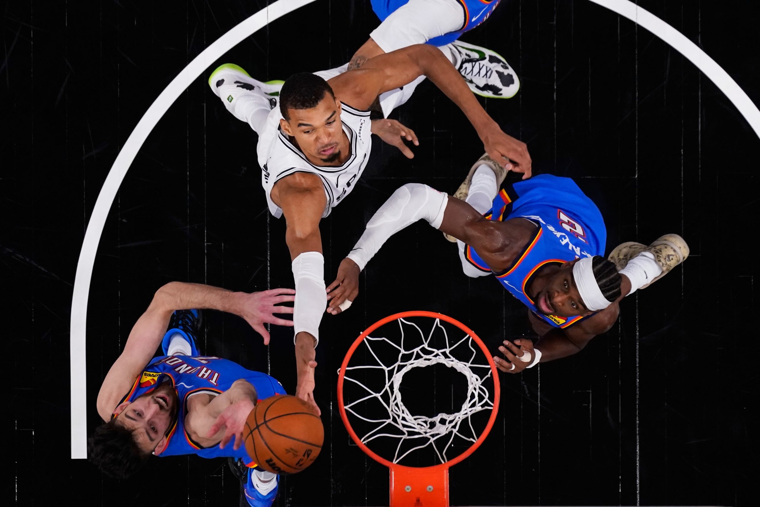 NBA: El Oeste en Vilo, ¿Quién Conquistará la Conferencia?