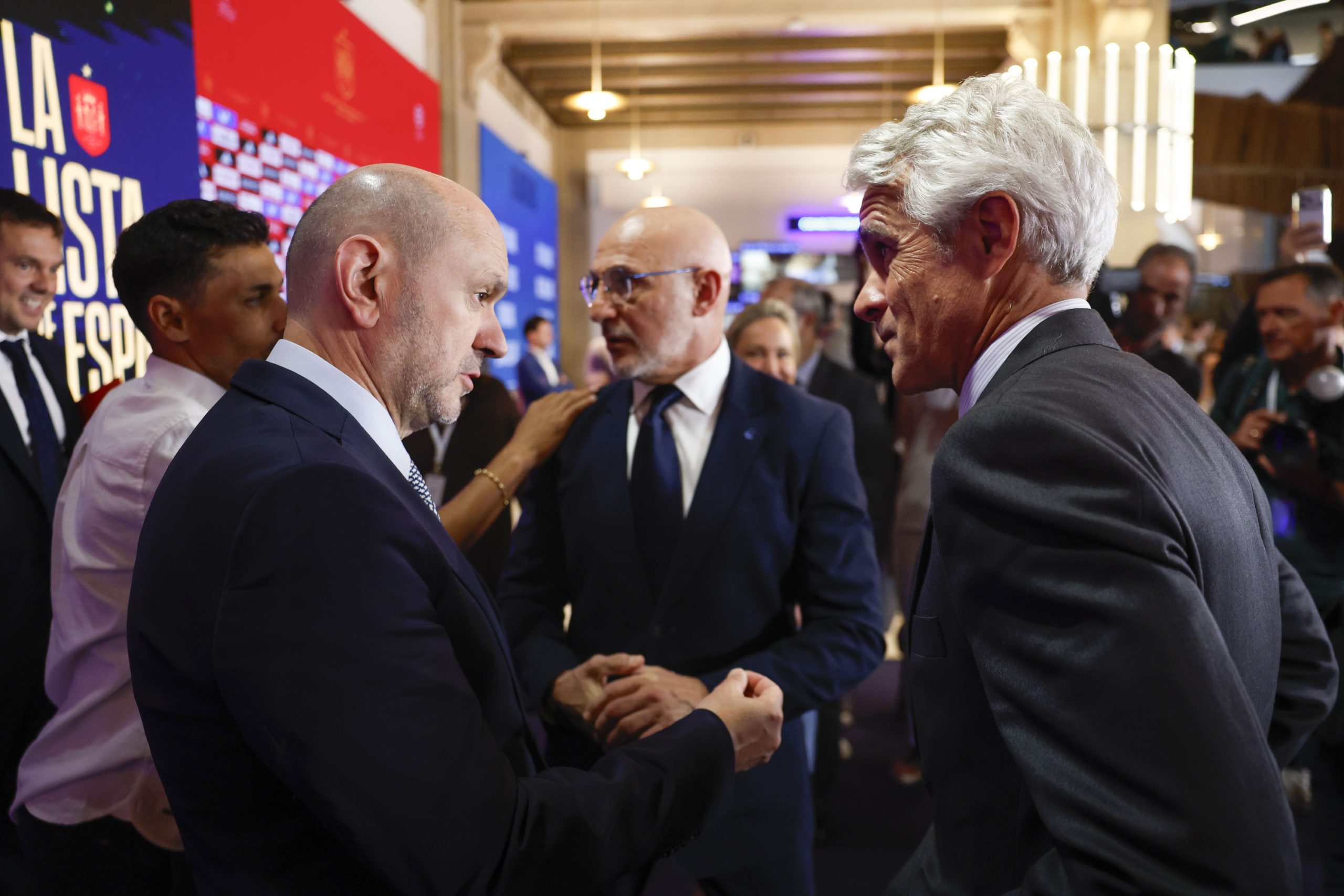 Mundial 2026: Louzán Sale en Defensa de De la Fuente y la Convocatoria Española