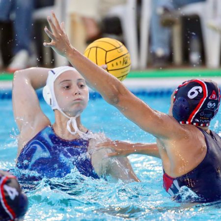 ¡Sant Andreu da el primer golpe en la final de Liga Femenina de Waterpolo!