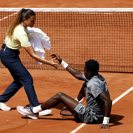 Polémica en Roland Garros: Vallejo sancionado por comentarios sexistas hacia la árbitra