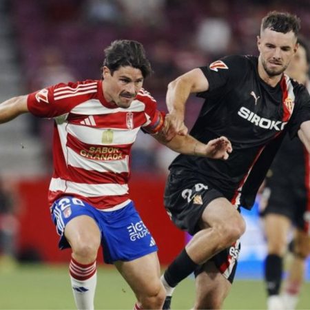 El Sporting se despide de la temporada con una agónica victoria ante un Granada ya de vacaciones