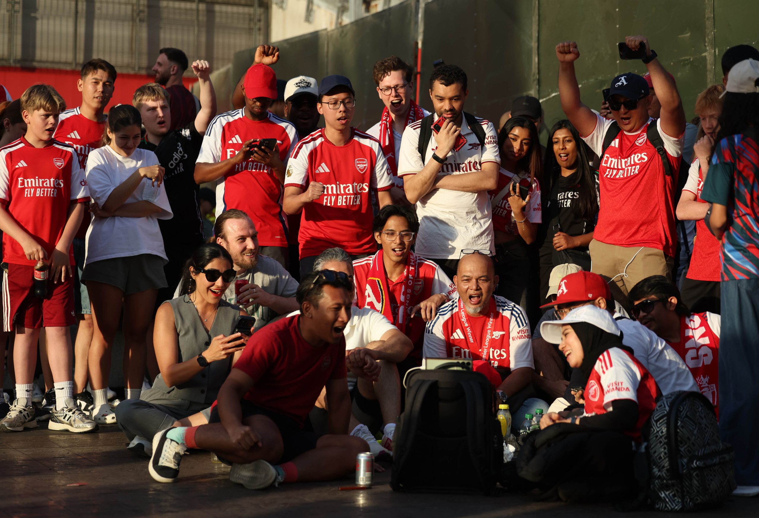 El Arsenal Celebra la Premier League con una Fiesta en Londres tras la Agónica Final de Champions