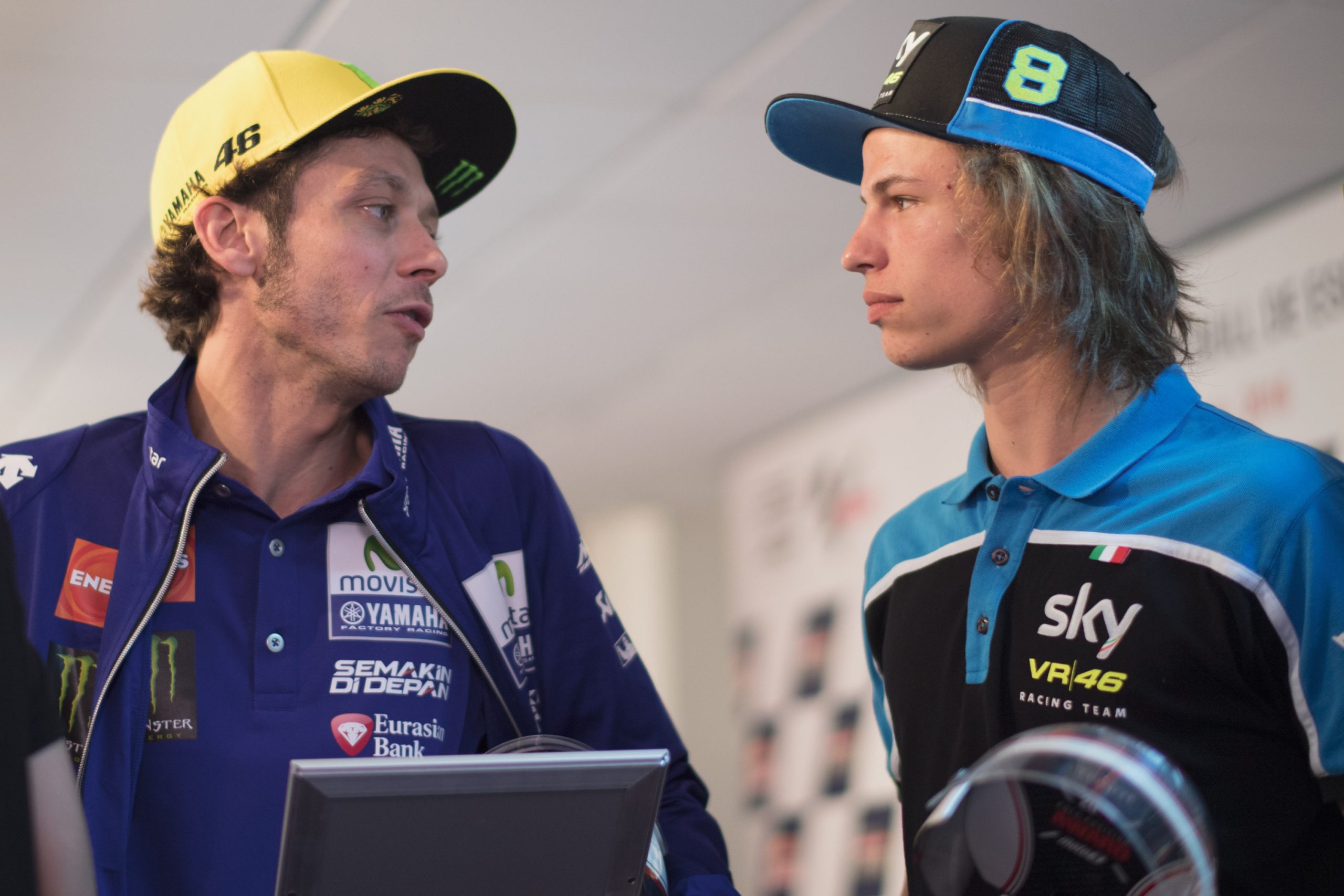 ¡Bulega, la joya oculta de Ducati, aterriza en MotoGP con el equipo de Rossi para 2027!