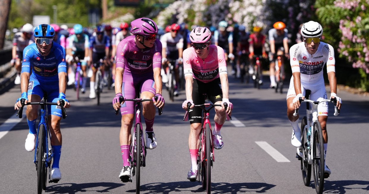 Vingegaard Conquista el Giro: Dinamarca Celebra una Ciclismo de Leyenda