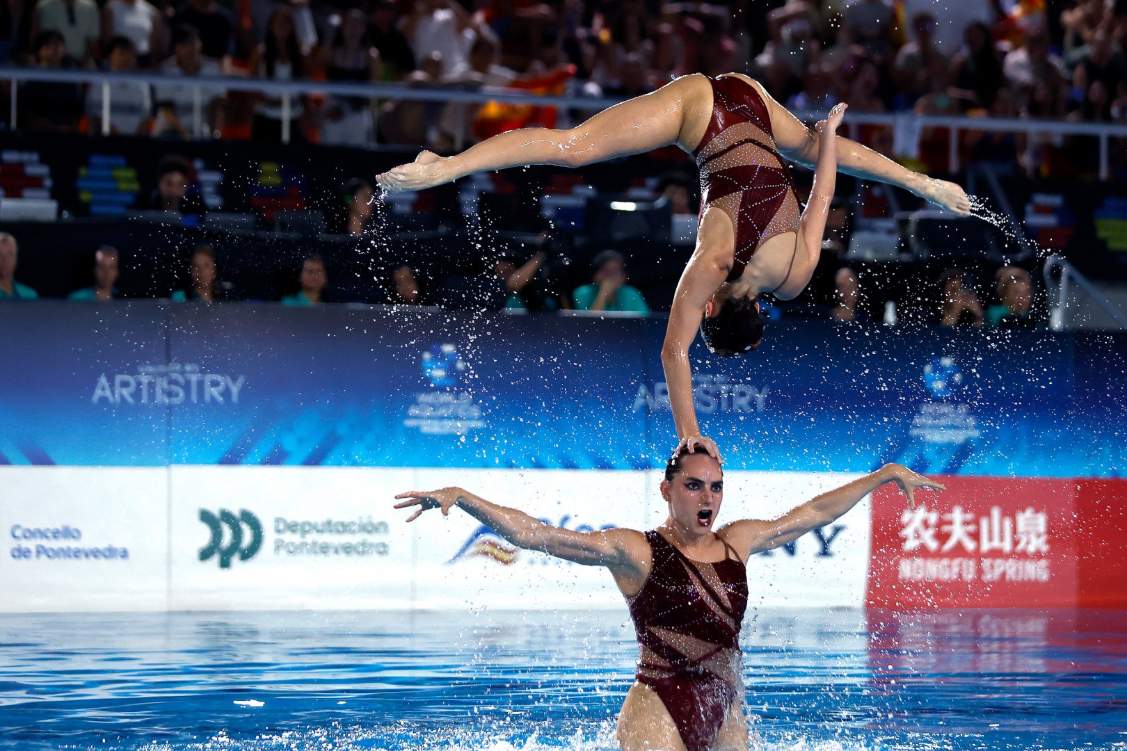 España Toca Plata en la Copa del Mundo de Natación Artística: El Acrobático Debuta con Espectáculo y un Sabor Agrio