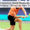 Pronóstico Deportivo: Daniil Medvedev vs. Tomás Etcheverry – Torneo de Halle 2026