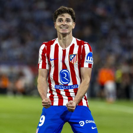 El Barça Apunta a la ‘Araña’ Argentina: ¿El Recambio de Lewandowski?
