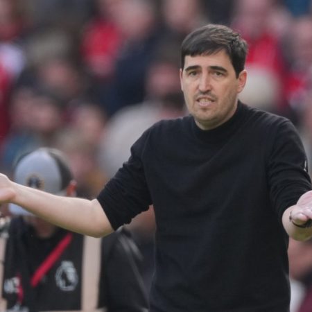 Bomb at Anfield! Iraola, One Step Away From Leading Liverpool After Slot's Dismissal