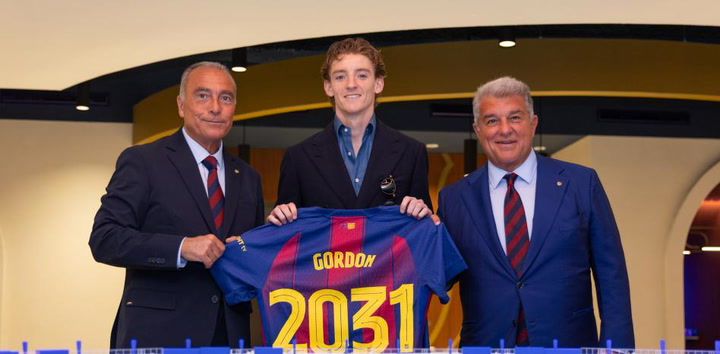 El Mercado de Fichajes se Calienta: ¿Un Nuevo Duelo Barça-Newcastle por la Joya Italiana?