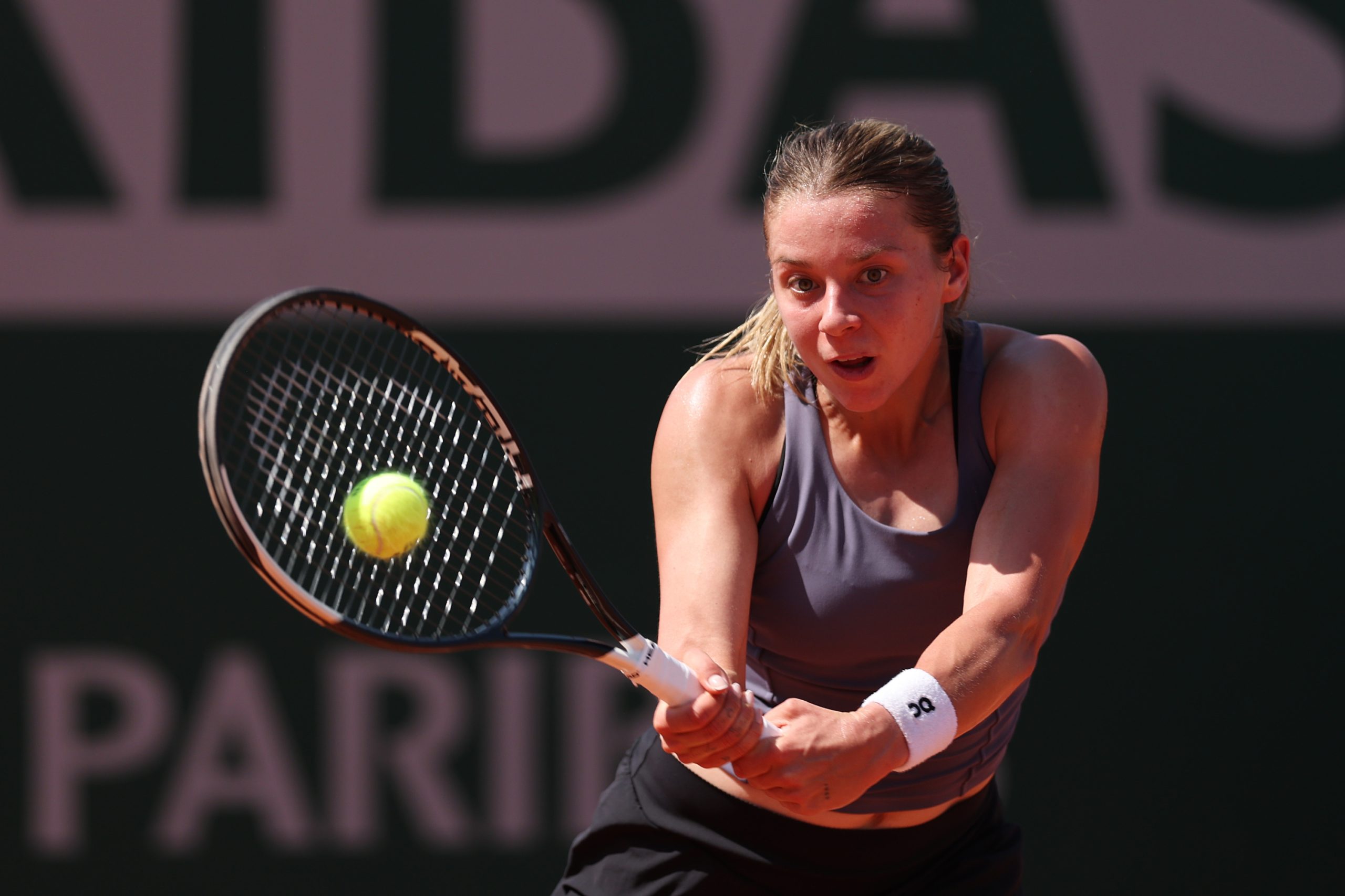 ¡Sorpresa en Roland Garros! Chwalinska y Shnaider Avanzan a Cuartos de Final