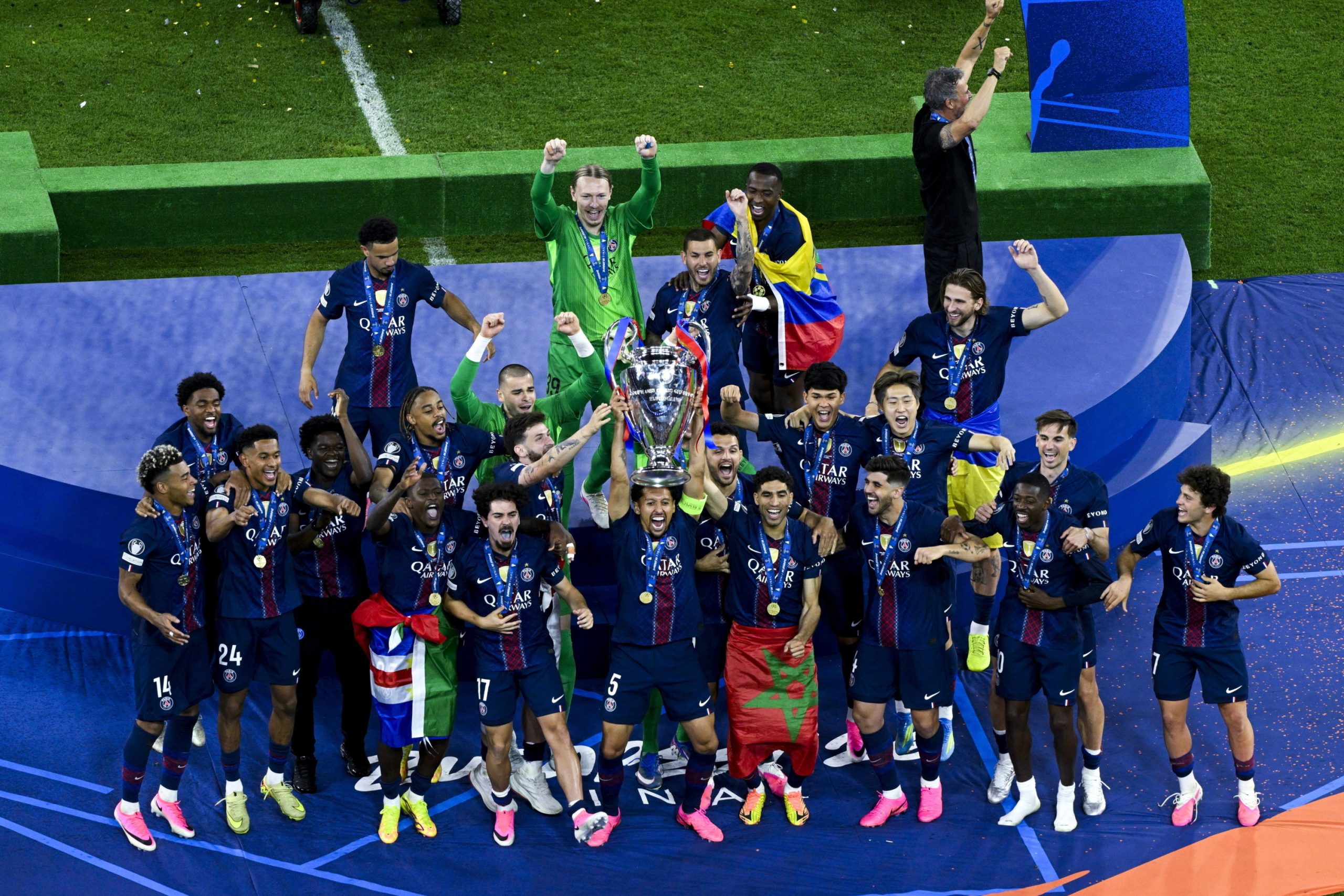 El Fútbol, un Laberinto de Paradojas: Mbappé, el PSG y el Madrid en el Ojo del Huracán