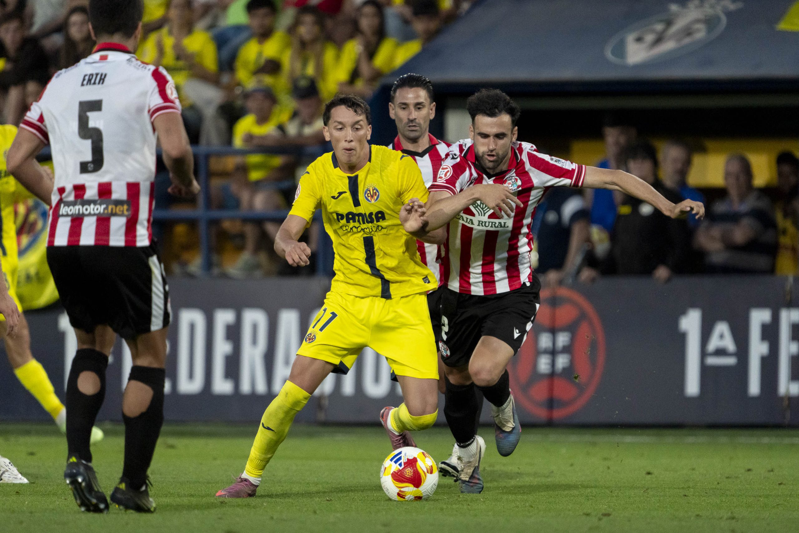 El Villarreal B saca pecho: Doblete tempranero que pone contra las cuerdas al Zamora