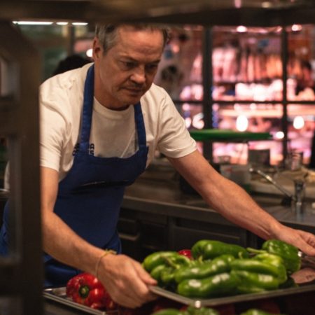 Los Hermanos Torres Revolucionan el Mercat de Santa Caterina con “Parada Torres”: Un Guiño al Pasado con Sabor de Futuro