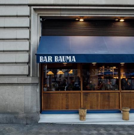 Bar Bauma: El Icono Barcelonés que Reinventa su Esencia