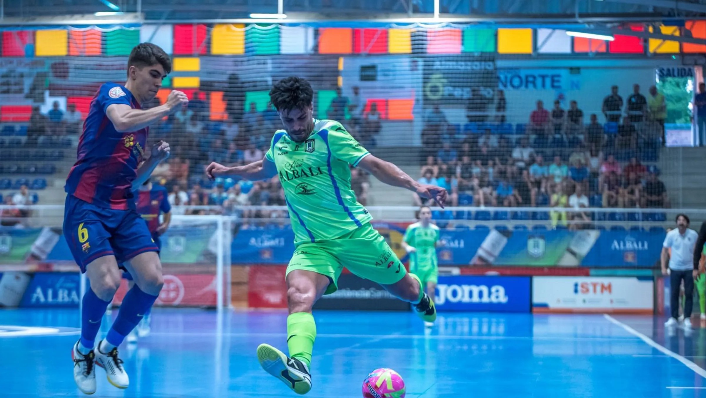 ¡El Barça de Fútbol Sala remonta en Valdepeñas y se planta en semifinales!