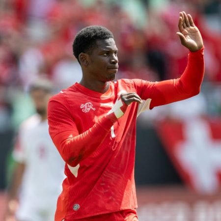 The Swiss National Team leaves for the World Cup without its star