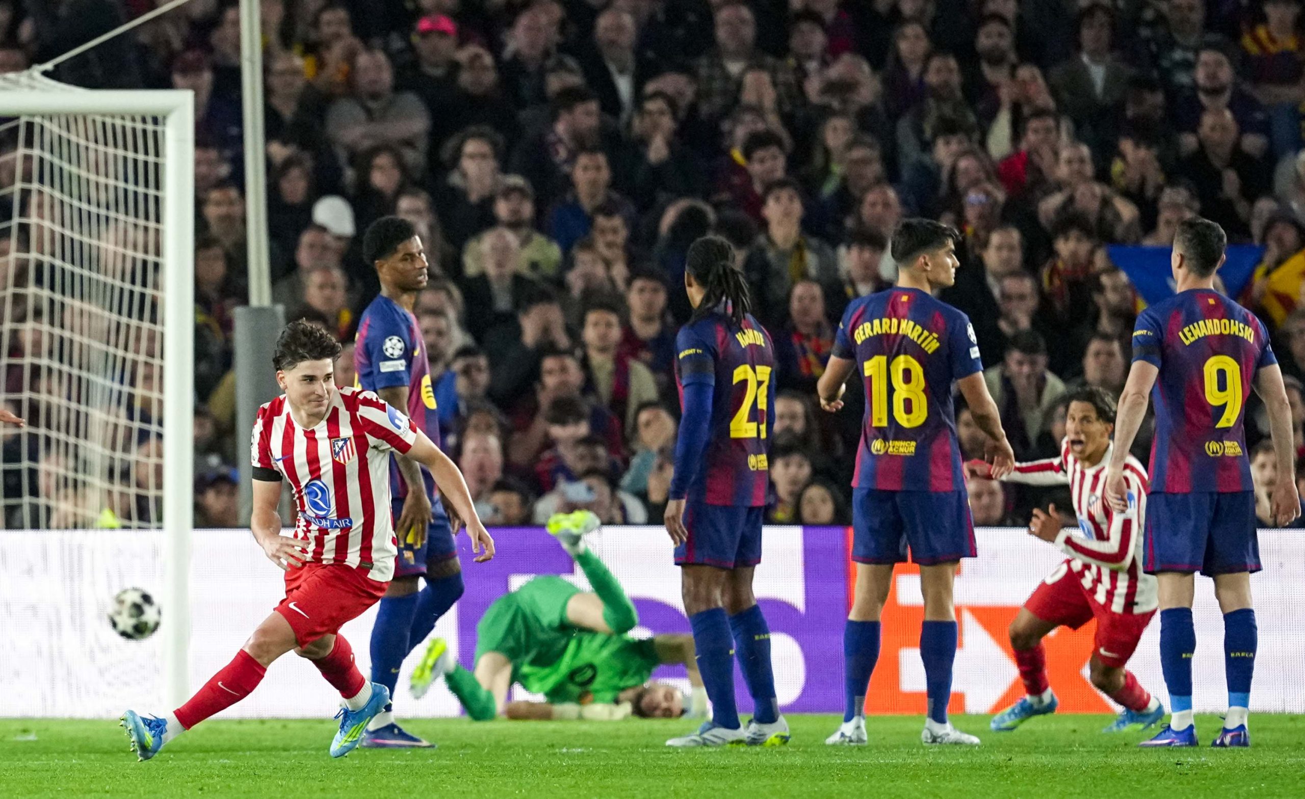 ¡Operación Julián Álvarez! El Real Madrid, ¿contagiado de 'Barcelonitis' ante el ascenso culé?