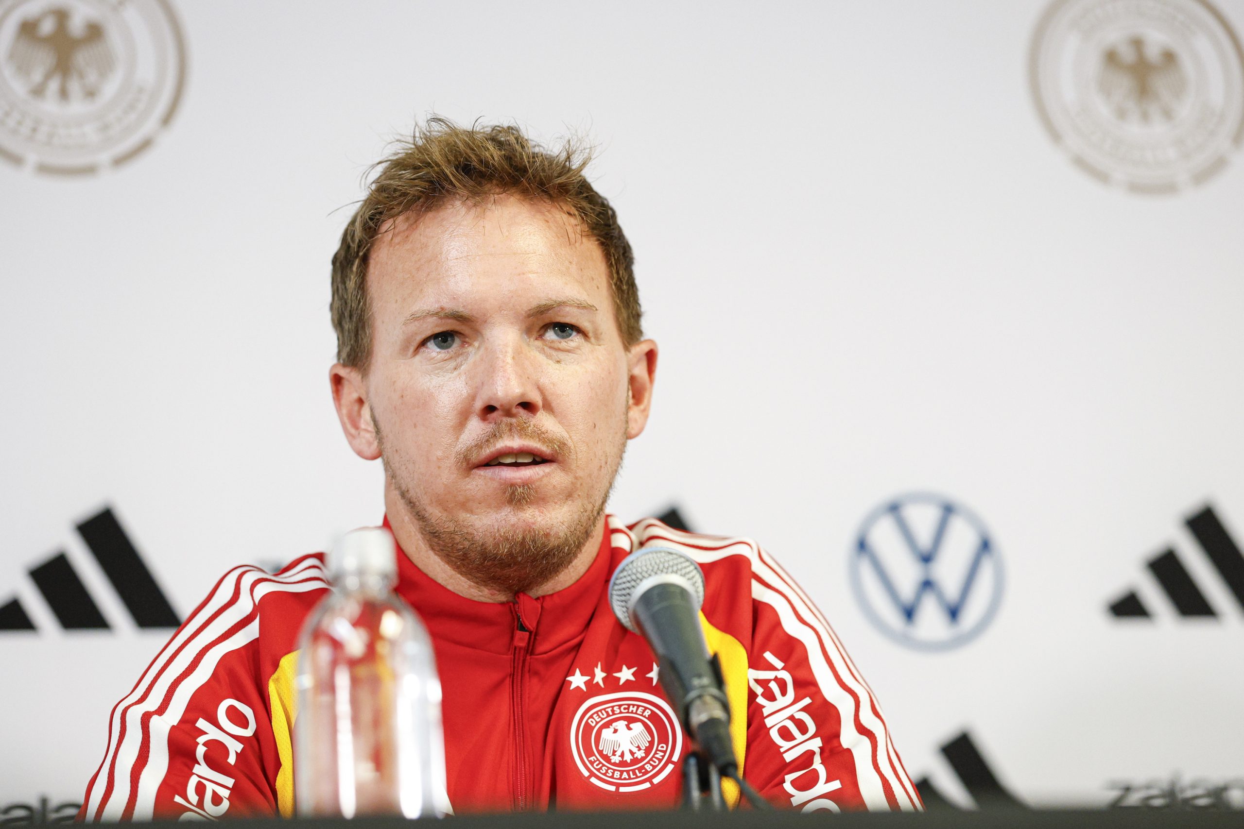 Neuer, la roca alemana: Nagelsmann confía en su portero legendario para el asalto al Mundial Neuer, la roca alemana: Nagelsmann confía en su portero legendario para el asalto al Mundial
