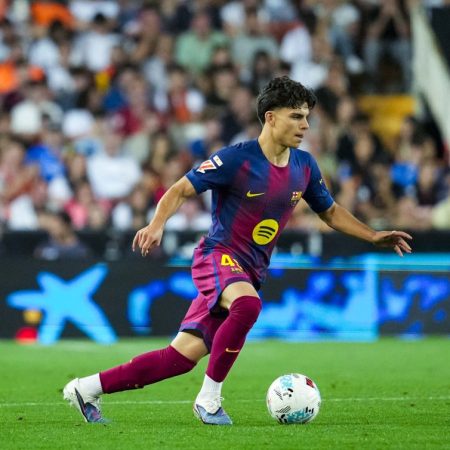 The young Blaugrana talent prepares his assault on the U-19 European Championship and fights for a place in Flick's Barça