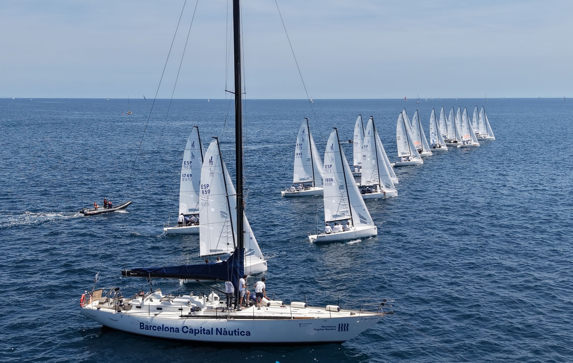 ¡Barcelona Vibra en las Olas! BlackGarete Conquista el Campeonato de España de J70 en una Batalla Náutica Épica