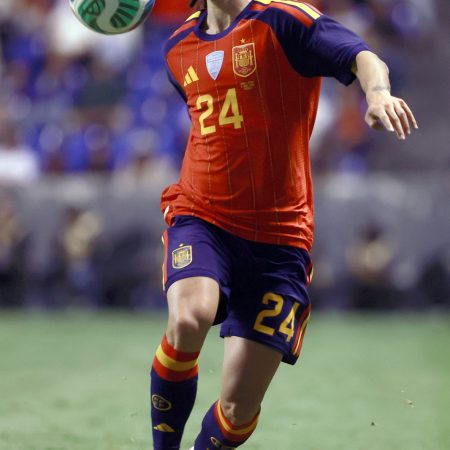 Cucurella Desafía al Destino: ¡Un Tatuaje de Luis de la Fuente si España Conquista el Mundial!