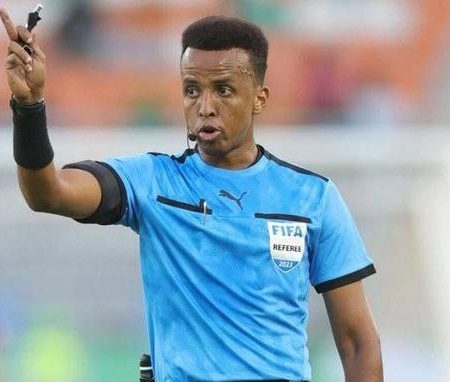 Mundial 2026: Un Árbitro Somalí Excluido Tras un Interrogatorio de 11 Horas