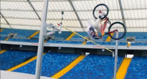 Un Encuentro Espectacular: BMX y Atletismo se Dan la Mano