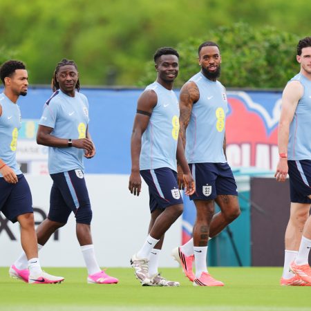 Inglaterra Afina Motores: Saka, la Incógnita Clave a Días del Mundial