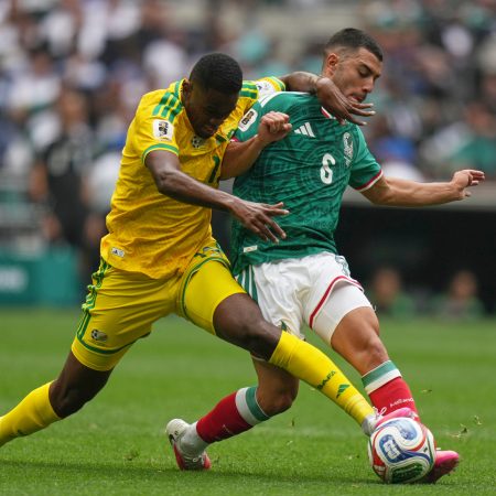 ¡El Tri Despierta Rugiendo en el Azteca!