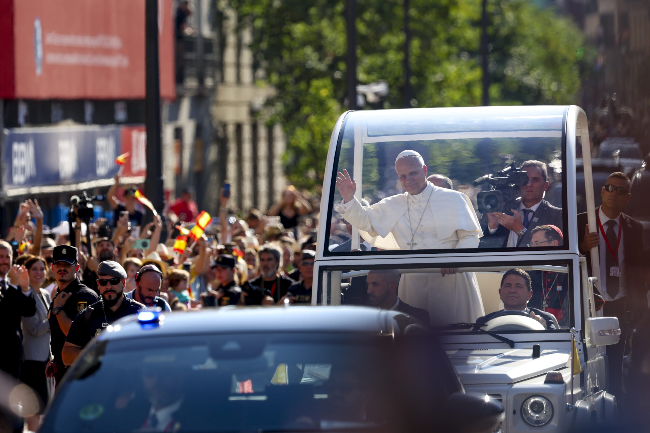 El Papa León XIV Desata una Revolución Ciclista en Madrid: Bicimad Conquista la Ciudad